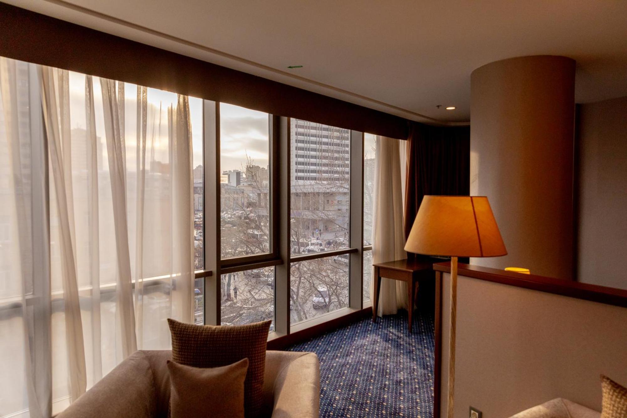 Parkside Hotel & Apartments Баку Екстер'єр фото
