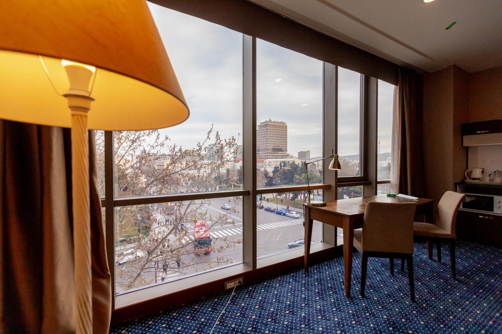 Parkside Hotel & Apartments Баку Екстер'єр фото
